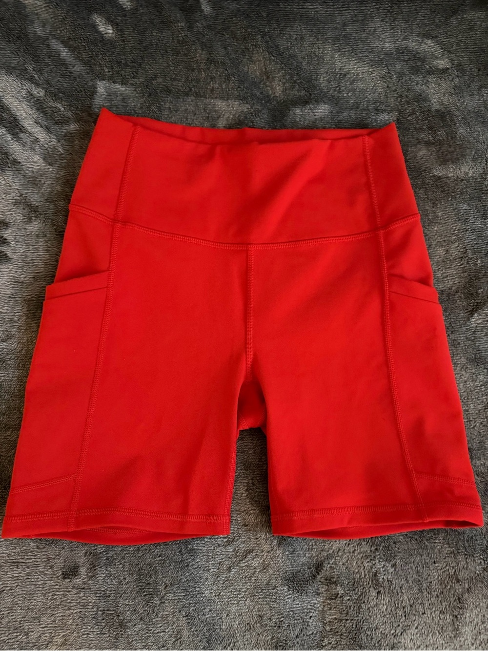 FABLETICS Women's High-Waist Red Biker Shorts, UNUSED !